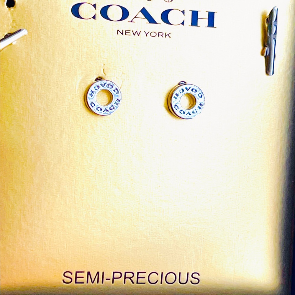 NEW COACH Signature Stud Earrings Classic Silver Color Women Casual Classic - Picture 5 of 7